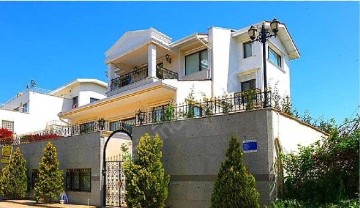 Bursa Residence vs Villa: Decide On The Property Option That Appeals To You